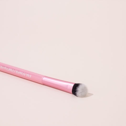 f58 power concealer brush